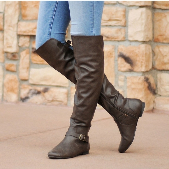 Journee Knee High Riding Boots👢 - Picture 5 of 7